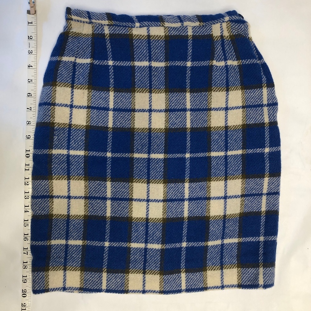 Vintage Plaid Skirt, Retro College Girl Vibes